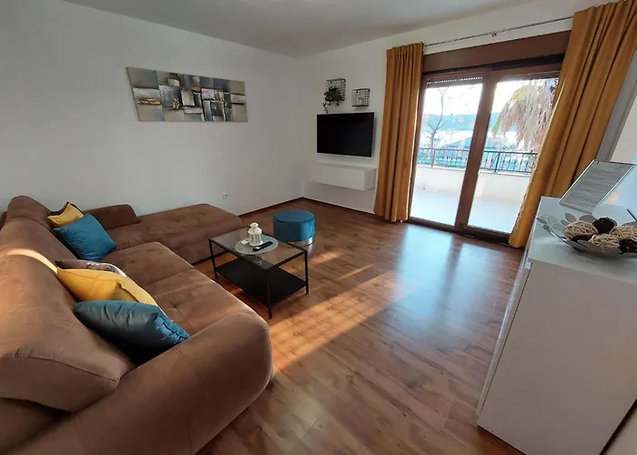 Apartment In Barbat Mit Grosser Terrasse By Interhome *