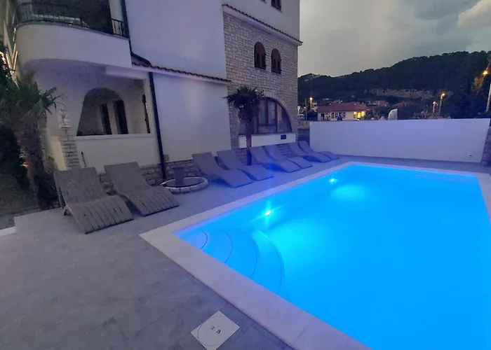Apartamento In Barbat Mit Grosser Terrasse By Interhome *