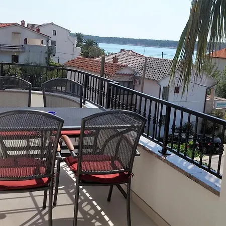 In Barbat Mit Grosser Terrasse By Interhome Apartment
